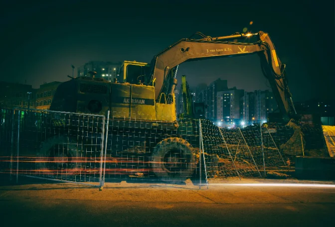 Reinforced-concrete data centre delivery